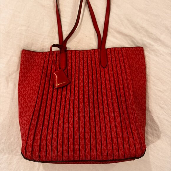 Michael Kors Tote Bag EUC - Picture 4 of 4